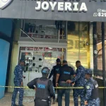Policía avanza en pesquisas del asalto a joyería en San Pedro de Macorís