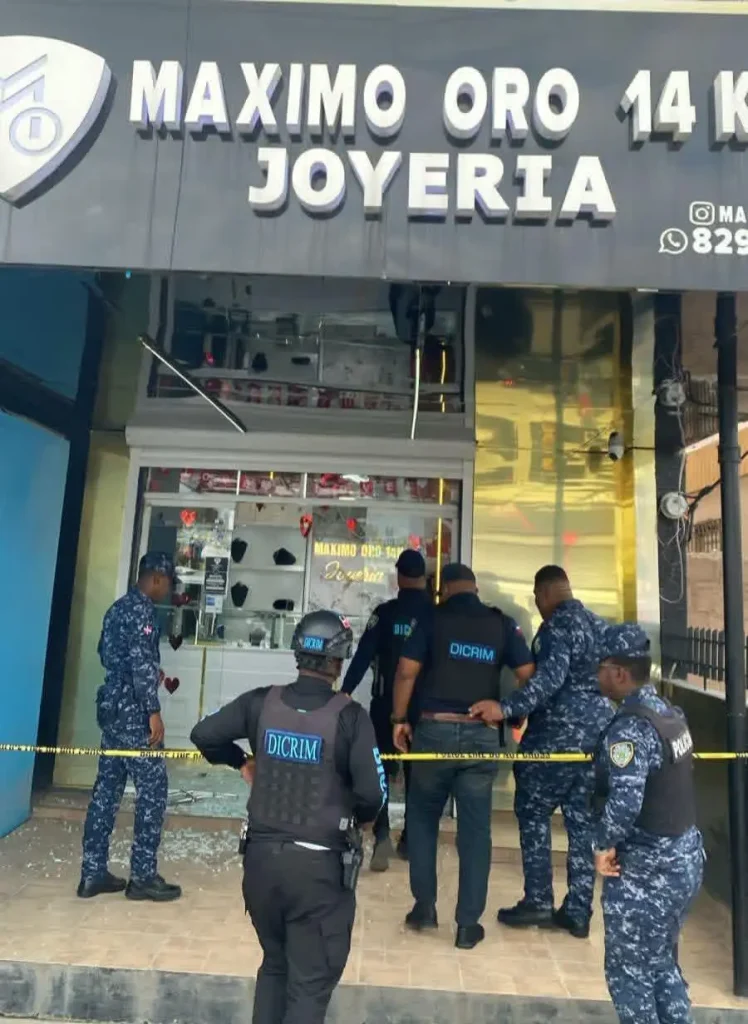 Policía avanza en pesquisas del asalto a joyería en San Pedro de Macorís