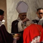 Ayer inició la Cuaresma con el Miércoles de Ceniza. efe