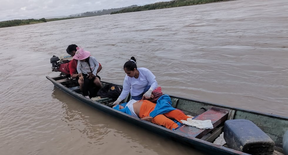 Pregnant woman and newborn receive vital care after emergency transfer from Río Tambo to Atalaya