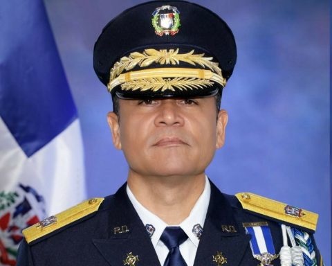 President Abinader appoints Andrés Modesto Cruz Cruz as the new director general of the Police