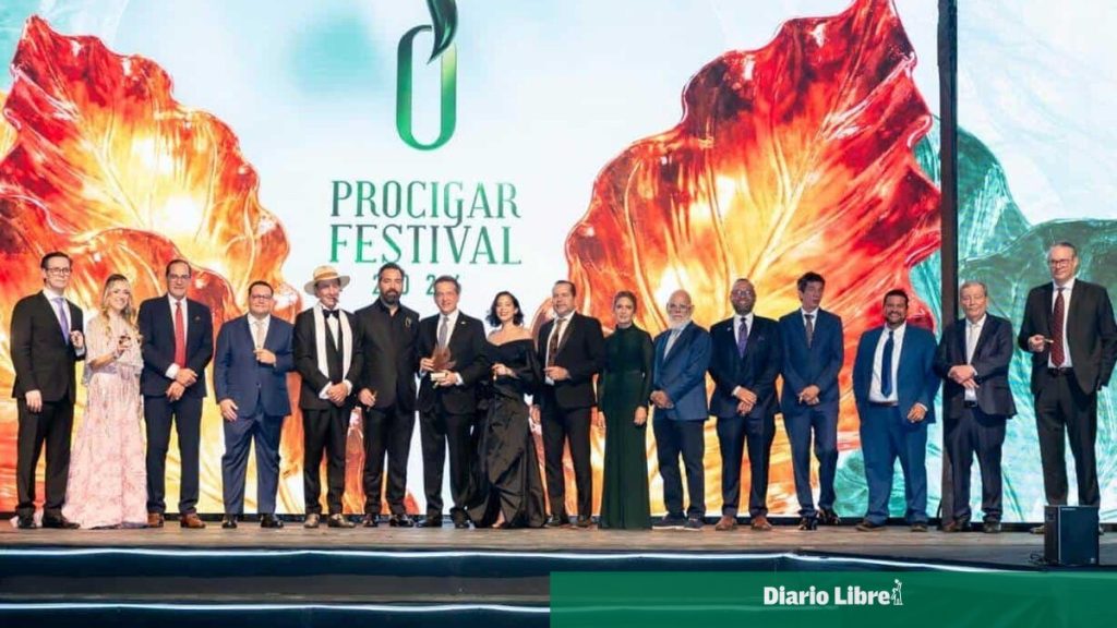 Procigar recognizes Ito Bisonó for contributions to tobacco