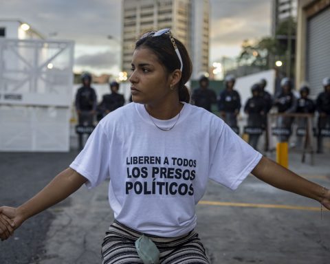 Provea demanded that the release of political prisoners be finalized without further delay