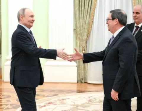 Valdímir Putin y Bruno Rodríguez Parrilla en Moscú