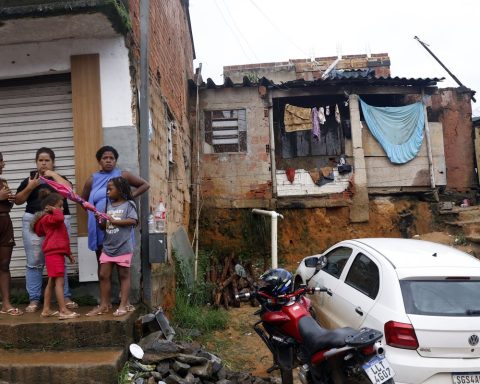 Residents report despair after deaths in Juiz de Fora