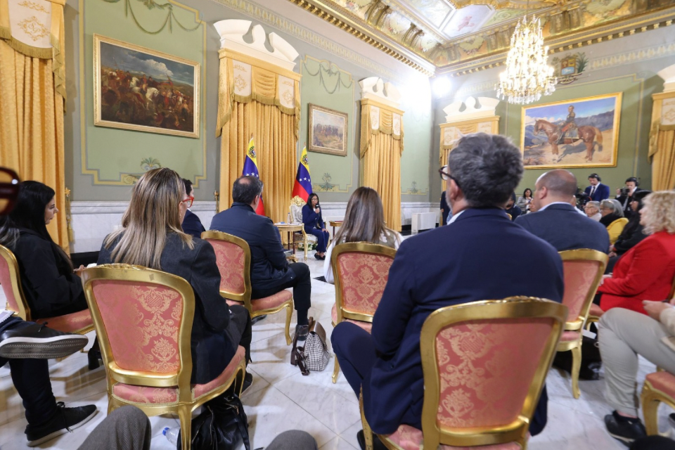 Rodríguez ignores human rights complaints and promises to repair "victims of political violence"