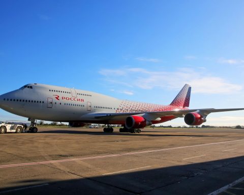 Russia announces temporary cessation of flights to Cuba due to the fuel crisis on the island