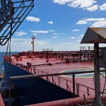 Un buque ruso arriba con más de 90.000 toneladas de petróleo a la Base de Supertanqueros de Matanzas, en marzo de 2024