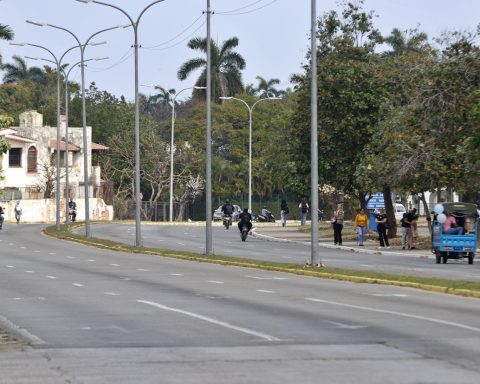 Russian government continues studying possible oil supply to Cuba in the midst of energy crisis