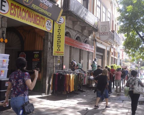 Sales in retail trade close 2025 with an increase of 1.6%