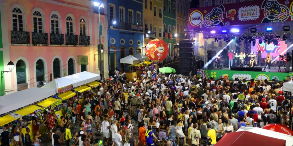 Salvador: Pelourinho has 150 attractions during Carnival; check schedule