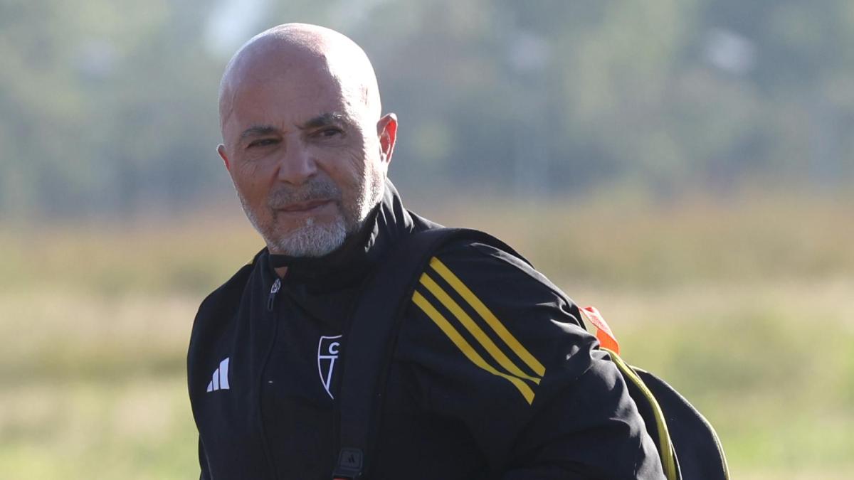 Sampaoli adds another dismissal to his career