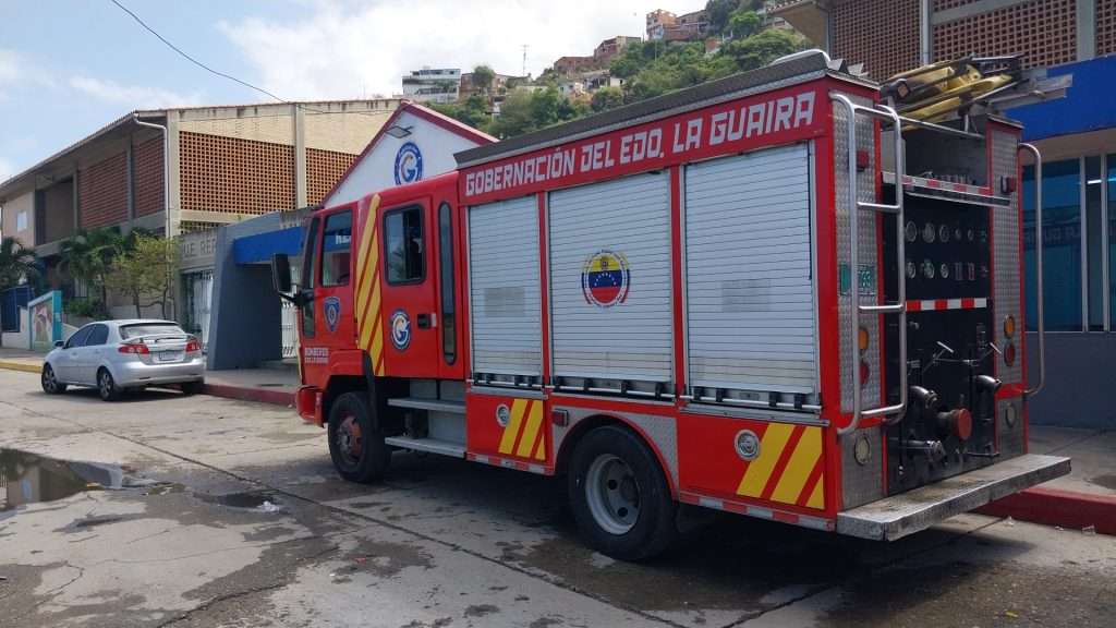 Sanitation and investigations after poisoning of eight students in La Guaira