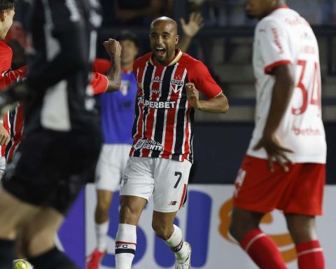 São Paulo and Palmeiras are guaranteed in the semis of the Campeonato Paulista