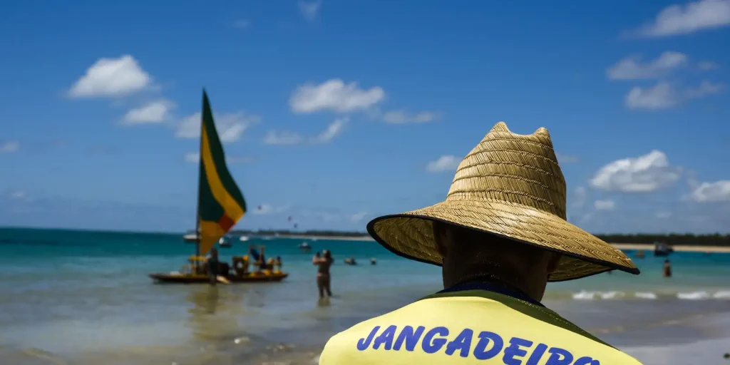 Senate approves rules for companies that provide services to tourists