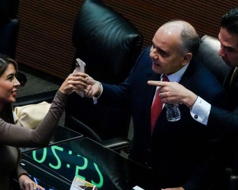 Sheinbaum rejects support for Ruth González's candidacy in SLP: let Morena decide