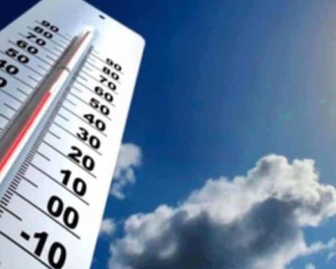 Abrigo: Temperaturas agradable y oleaje peligroso en la costa atlántica
