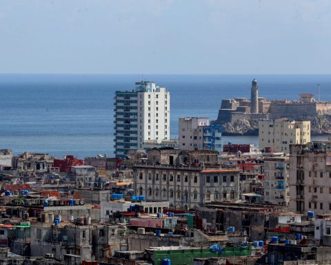 Spanish companies request support in the face of million-dollar debt from the Cuban Government