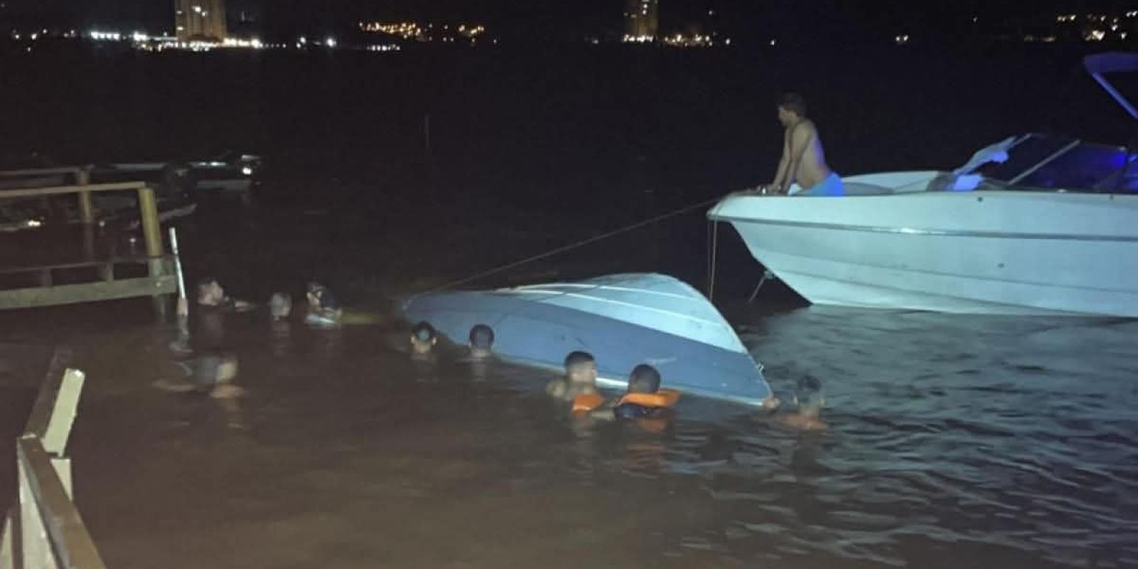 Speedboat collides with pier and leaves six dead on the border between MG and SP