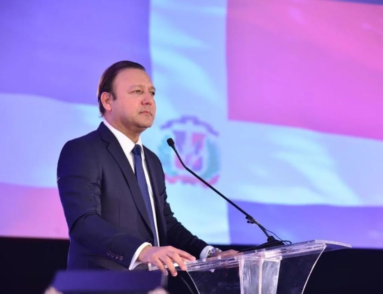 Survey places Abel Martínez as favorite in the PLD