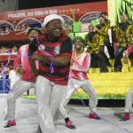 TV Brasil broadcasts parade of samba schools from the Prata Series in Rio