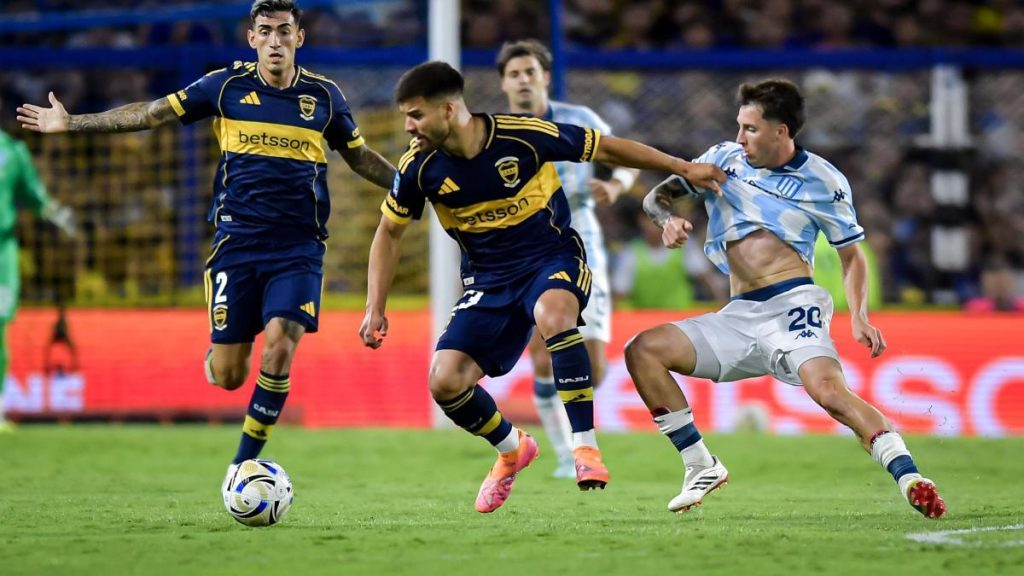 The AFA suspends a league day in repudiation of the Government's judicial complaint