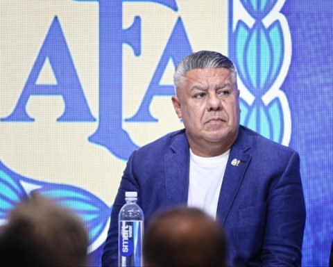 The Argentine Justice allows the president of the AFA to leave the country