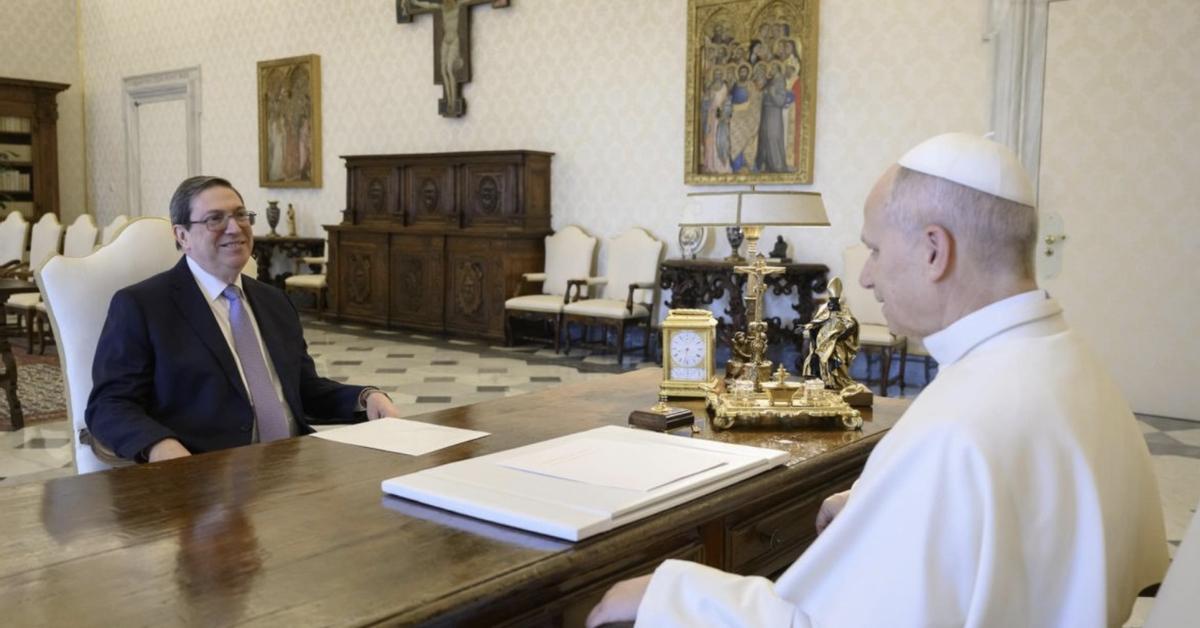 The Cuban Foreign Minister continues his diplomatic tour, now with a meeting with the Pope