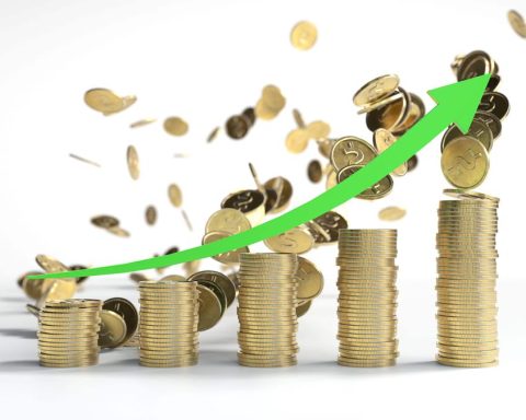 The Dominican economy grows, but at a slower rate