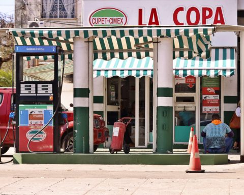 The US is considering sending “small amounts of fuel” to Cuba