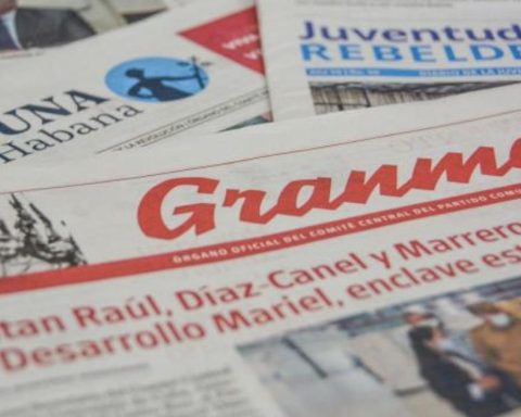 The crisis hits the official press hard: 'Granma' will be printed only once a week