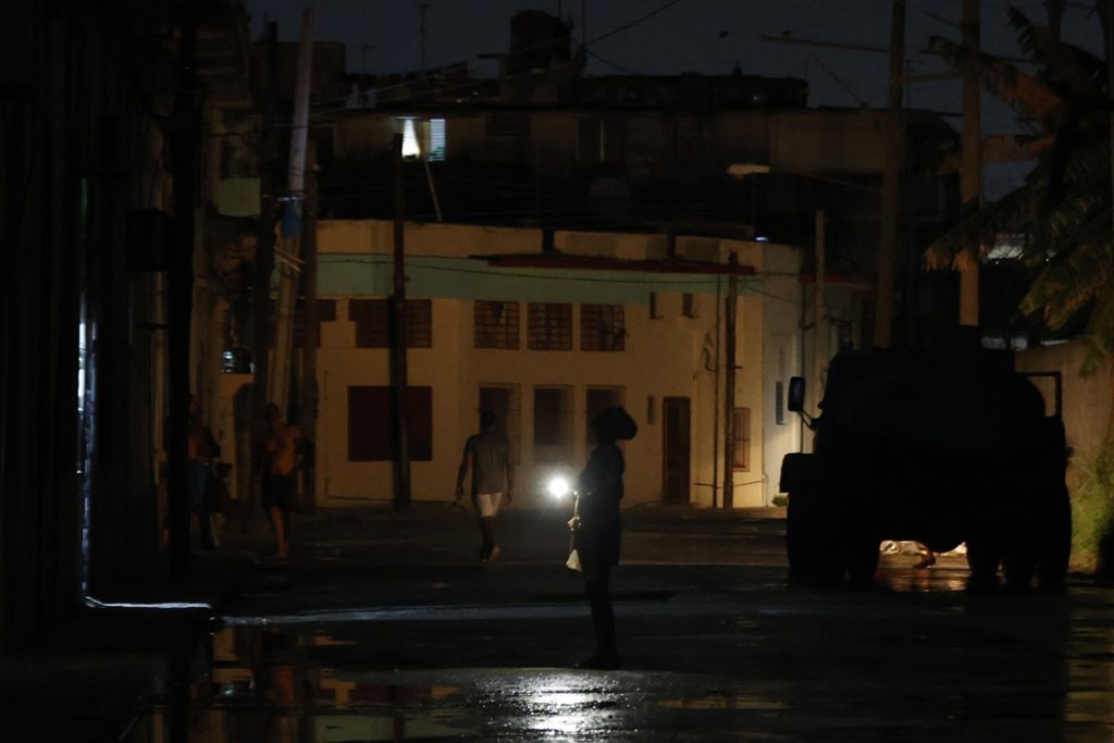 The energy deficit will touch 2 thousand MW tonight after the departure of Guiteras due to a “crack in the boiler”