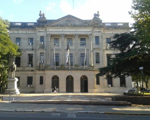 The income, salaries and works of the Cologne government in the five-year budget