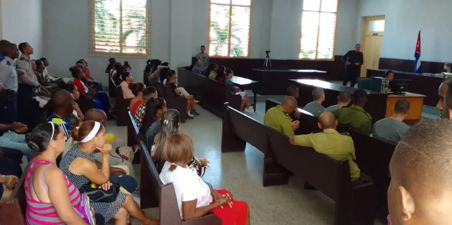 Juicio contra los tres acusados del crimen