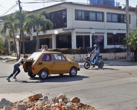 The private sector in Cuba has already begun to import fuel to the island: a breath of air