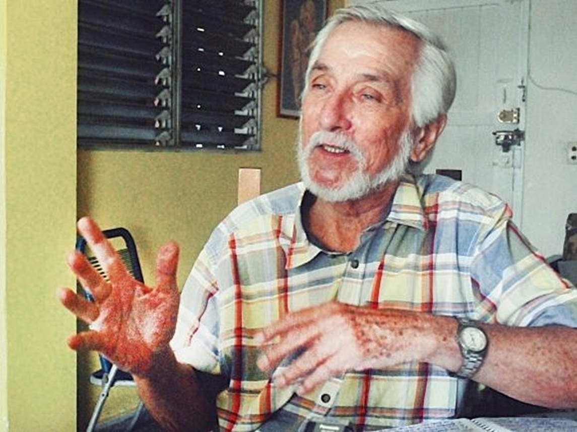 The professor and literary critic Emmanuel Tornés Reyes died