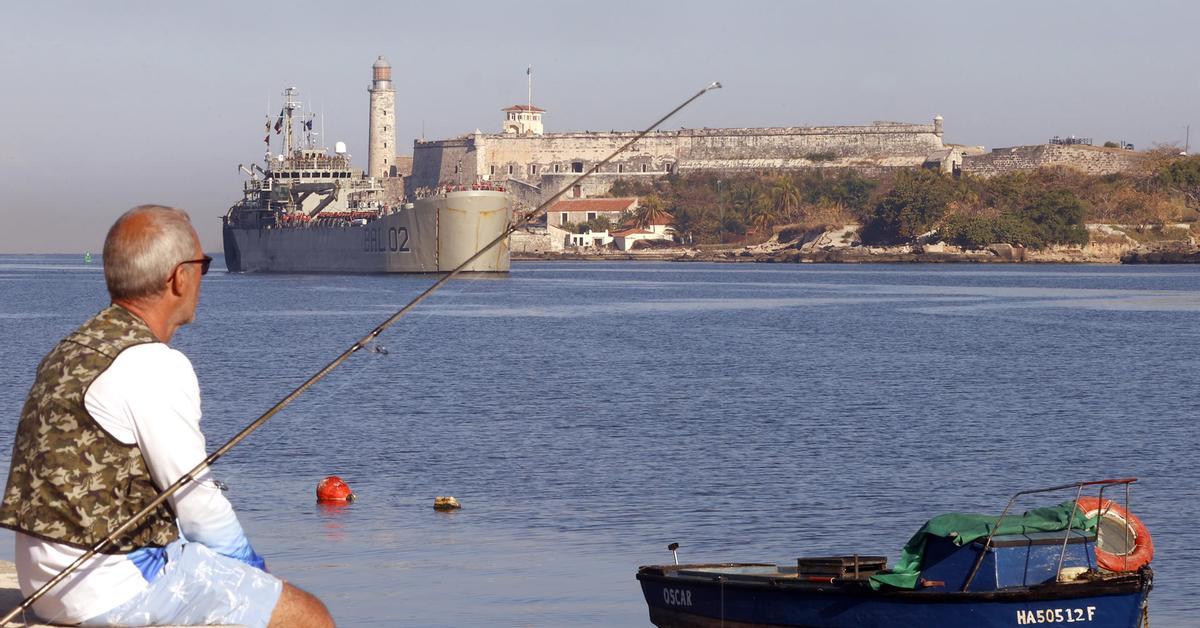 The two humanitarian aid ships sent by Mexico arrive in Cuba