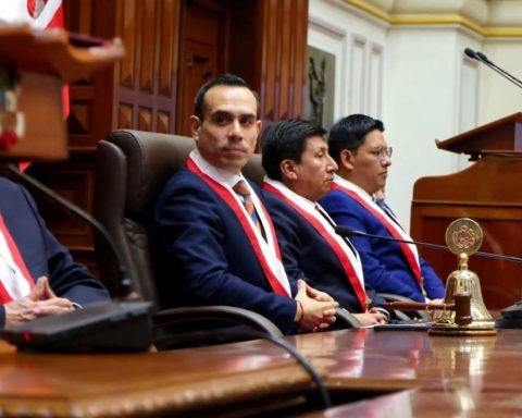 These are the congressmen who voted against the censure of José Jerí