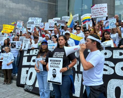 They call on the UN Secretary General to rule on the release of prisoners