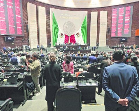 They look to the ruling party to ensure that Mexicans abroad can contribute money to parties