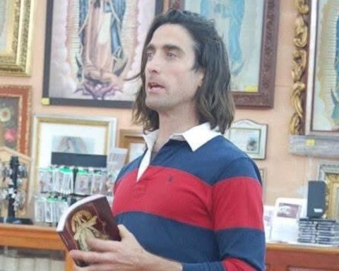 Tied with a harness and handcuffs: the testimony of an Argentine citizen who spent a year detained in El Helicoide