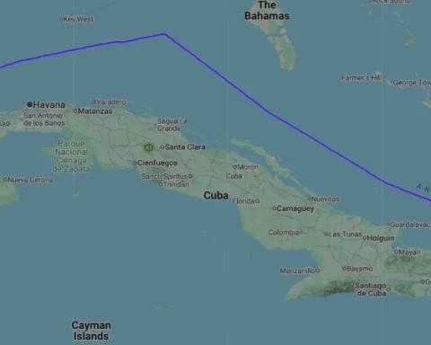 Recorrido del avión de reconocimiento RC-135VW Rivet Joint este miércoles