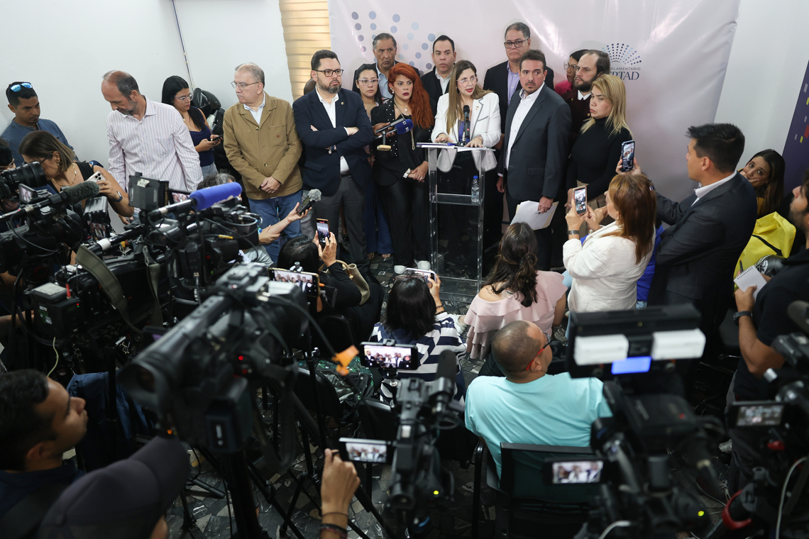 Venezuela announced 379 releases after approving the Amnesty Law