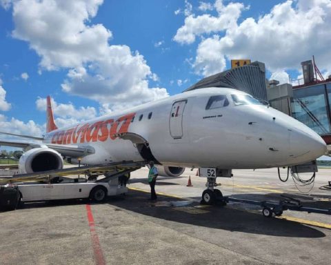 Venezuela readjusts Conviasa flights to Havana amid fuel crisis