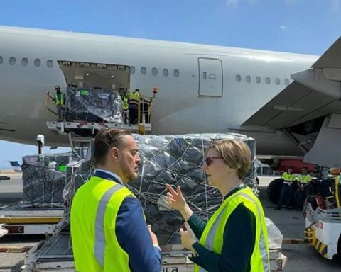 Venezuela will reimburse the cost of medical aid sent by Washington, according to the US