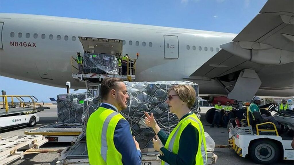 Venezuela will reimburse the cost of medical aid sent by Washington, according to the US