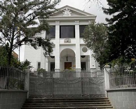 Villegas expressed concern to the Nuncio about the anger of "certain prelates"