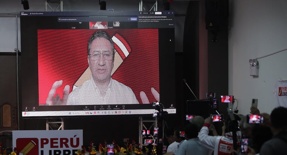 Vladimir Cerrón sues the State for S/ 8.6 million for annulled sentences