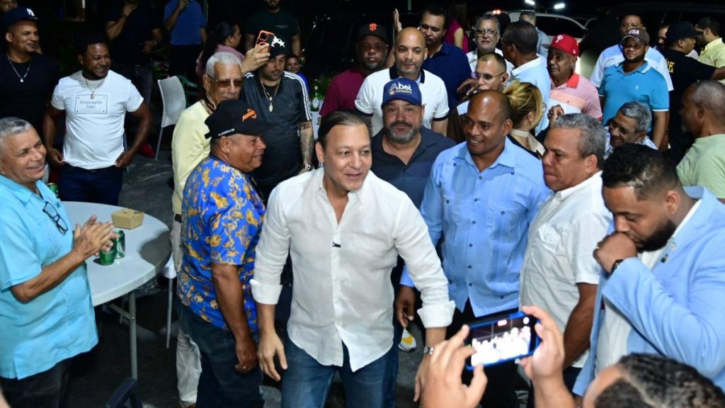 Abel Martínez in Hato del Yaque: "Our commitment is to hope and the return of dignity to the country"