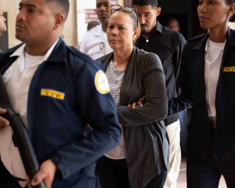 Court discharges woman accused of paying to have her husband killed